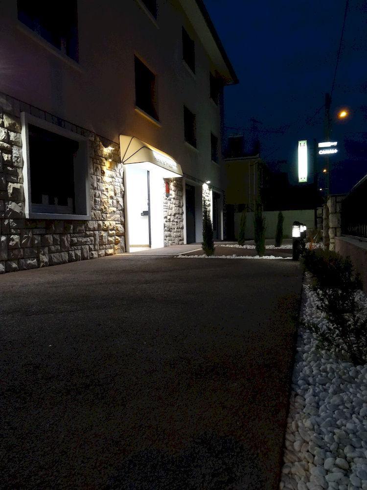 Hotel Prado Avec Parking - Proche Zenith Toulouse Exterior foto