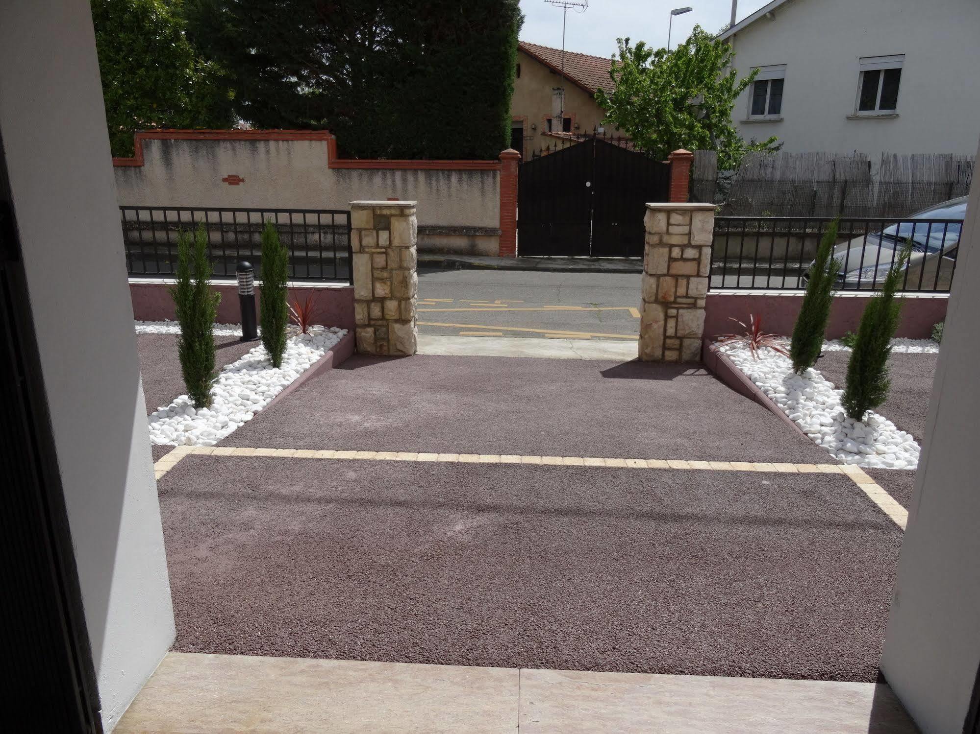 Hotel Prado Avec Parking - Proche Zenith Toulouse Exterior foto